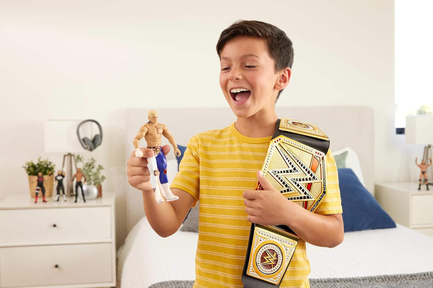 Mattel Mattel WWE Championship-bälte, obestridda WWE Universal Championship-rollspel och kostym, ca. 100 cm långt konstläderbälte med unik passform, HYJ35 actionfigurer Naty Shop