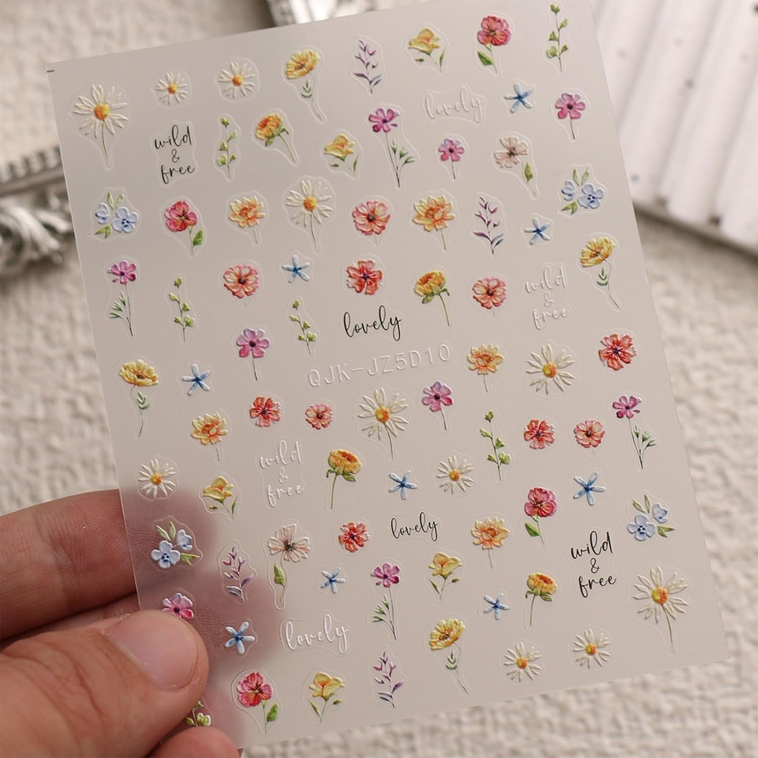 JMEOWIO 3D Nagelsticker Blumen Nail Art Sticker Selbstklebend Nagelaufkleber 5D Stereoskopisk Frühling Sommer Blumen Dekoration Nageldesign Zubehör 4 Blatt