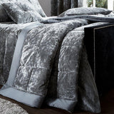 Catherine Lansfield - Crushed Velvet Faux dubbelsängöverkast - Polyester, Polyester, Silver, 53 X 23 X 53 Cm Catherine Lansfield Silversängar och filtar 53 X 23 X 53 cm