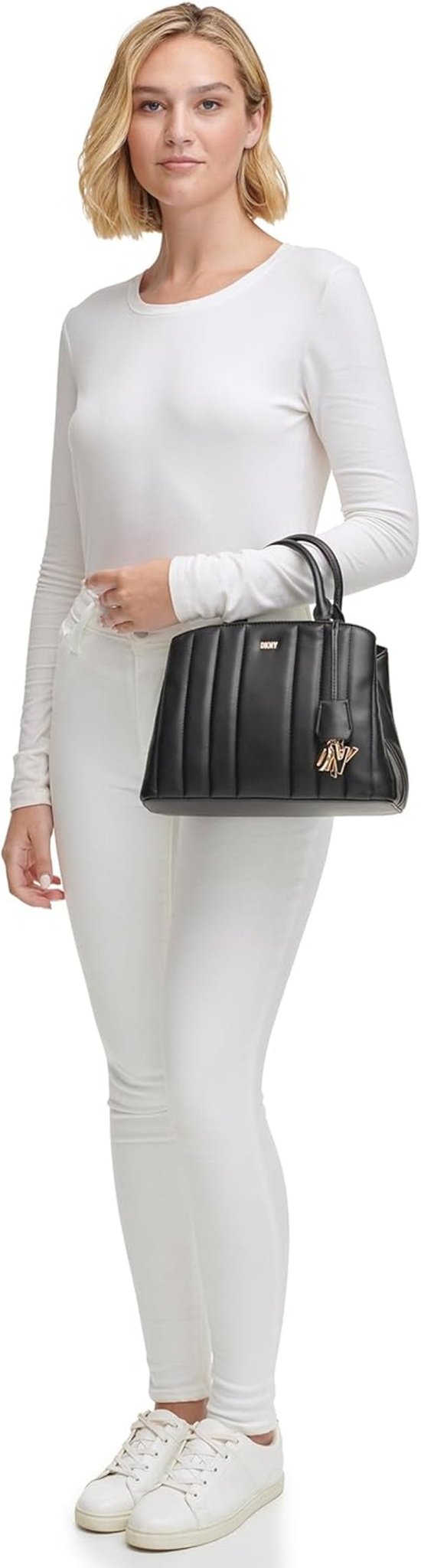 DKNY Chain Lexington Park Medium Logo Chain Satchel, Svart / Guld, One Size Naty Shop-väskor för kvinnor