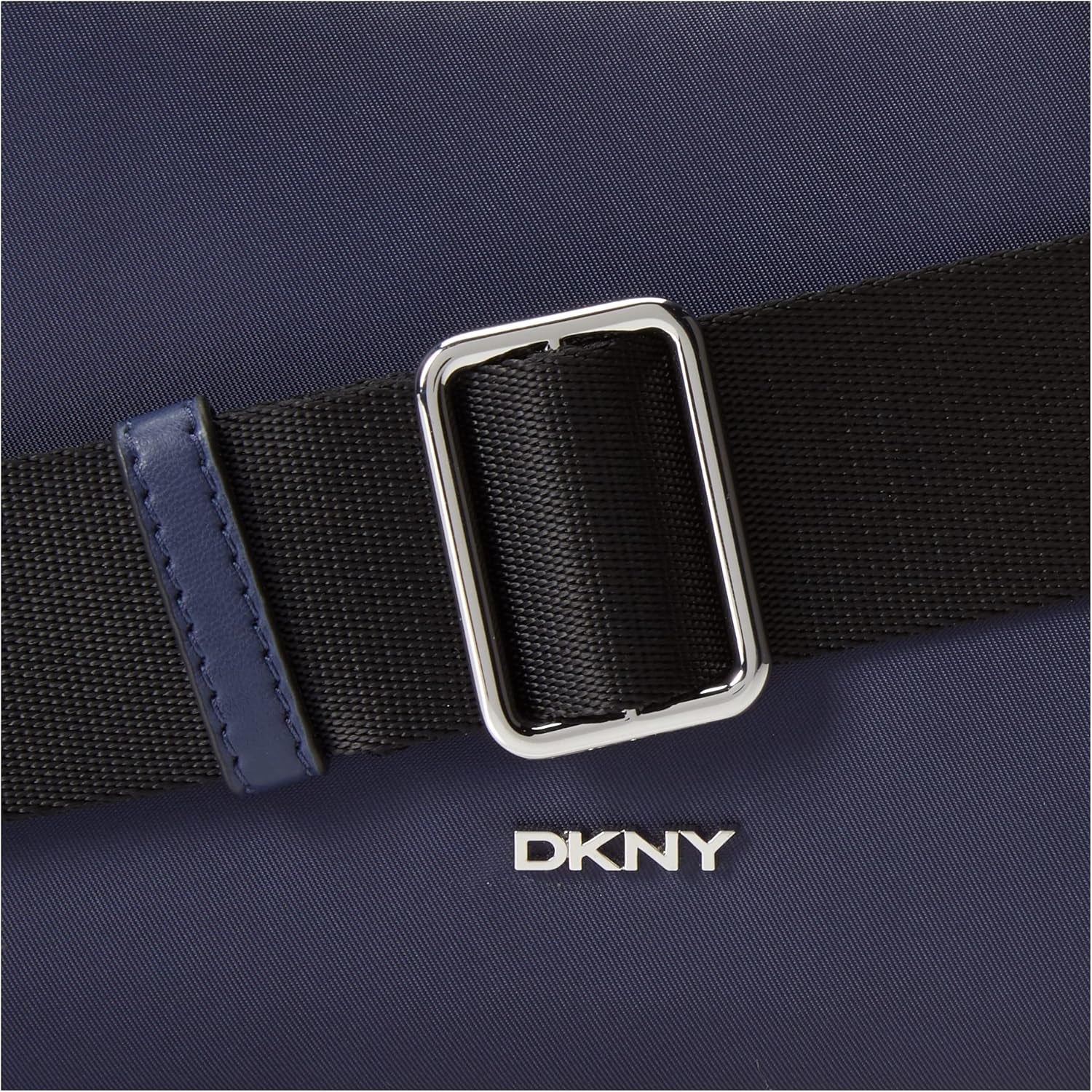 DKNY Sportig Crossbody Caelynn Pouchette Handväskor Väskor Dam Naty Shop