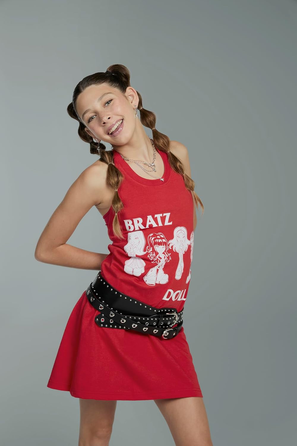 Bratz Stylin' Jade Moderiktig T-shirt stil docka Inkluderar tillbehör Söt flickleksak