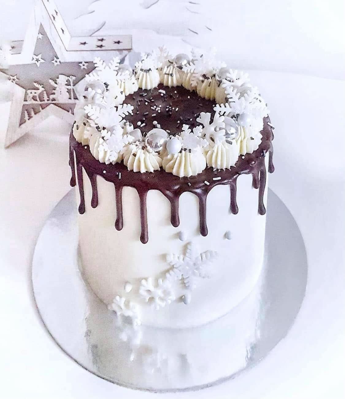 Super Drip Black Cake Glaze Cake Smälter Choklad 300 gram Glazes and Decor Naty Shop