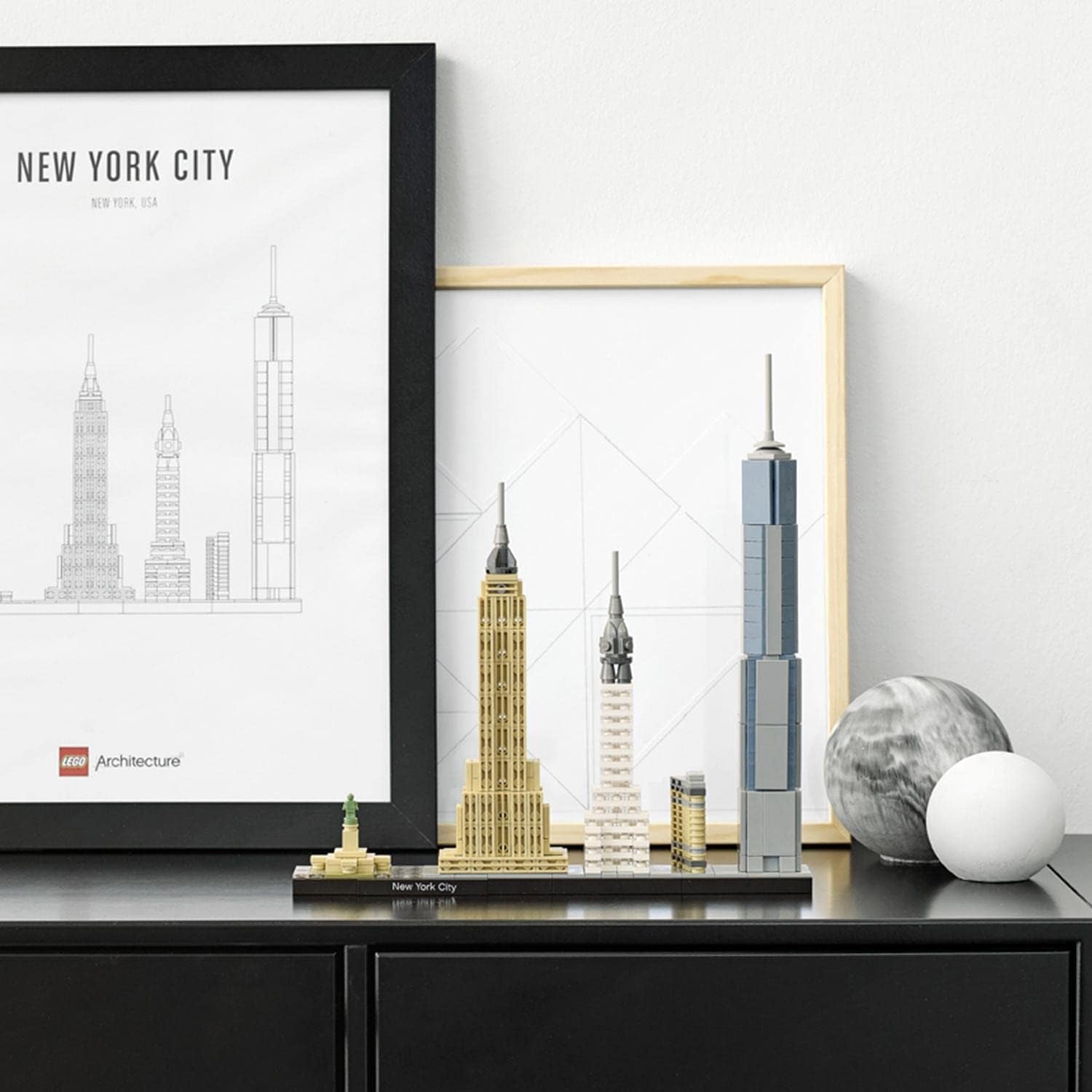 LEGO Architecture New York City Set, Skyline Model Kit med World Trade Center och Frihetsgudinnan, hantverk för vuxna, hem- och kontorsdekorationer, presenter för kvinnor och män 21028 Byggset Besuche den LEGO-Store