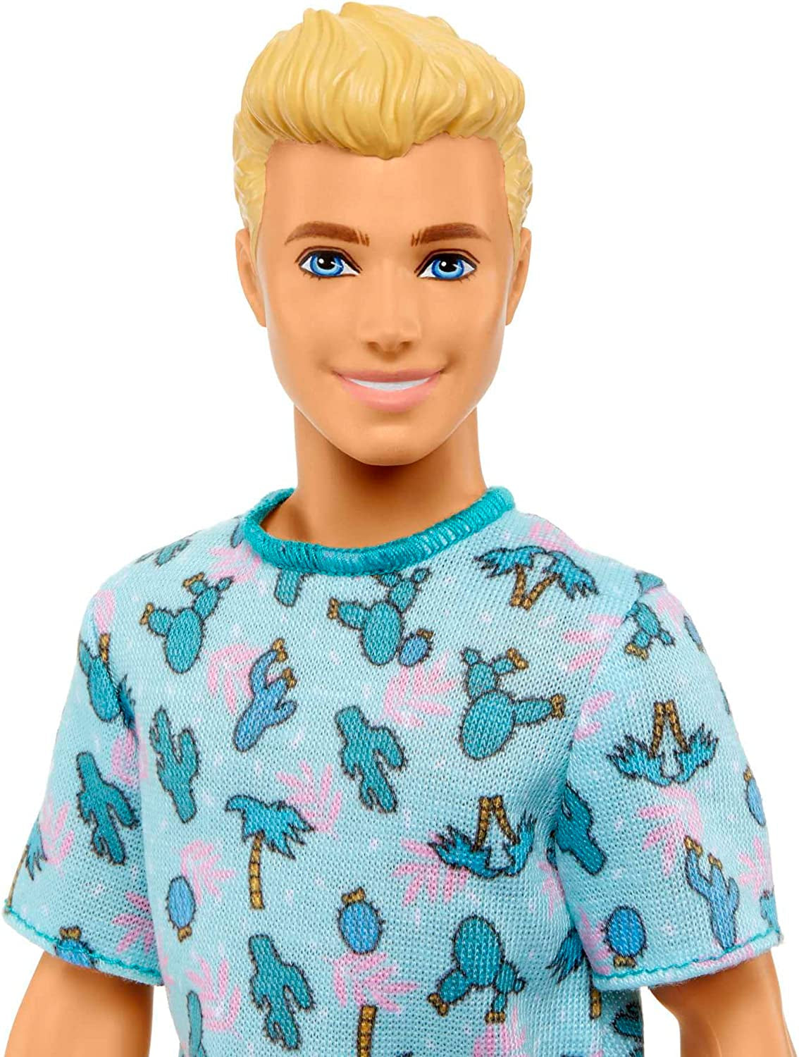 Barbie Ken Fashionistas Doll - T-shirt med kaktus och palmtryck, vita shorts och sneakers, perfekt för äventyr med vänner och promenader runt staden, för barn från 3 år och uppåt, HJT10 Naty Shop Dolls