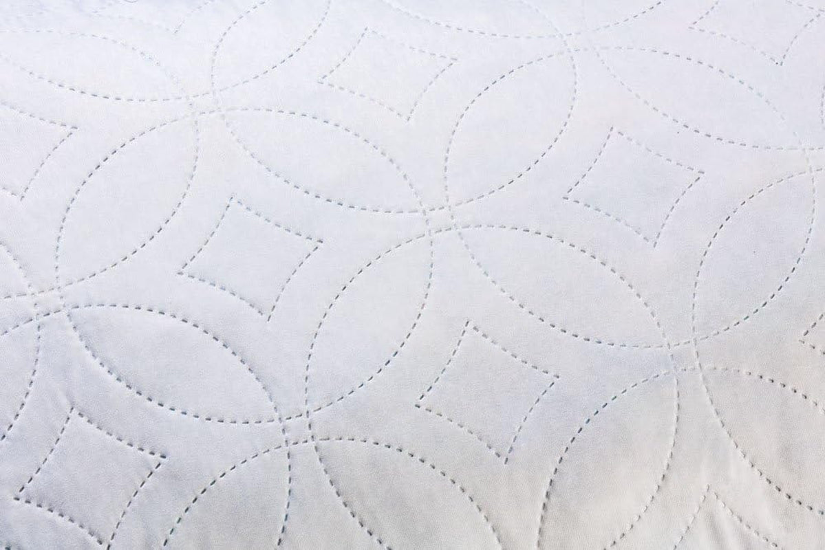 V.I.P. Mycket viktig kudde V.I.P. Memory Flake Kudde Vit Kudde 45 X 75 cm Polyester Quiltat överdrag Super Andas Mjuk Made in Italy Naty Shop Standardkuddar