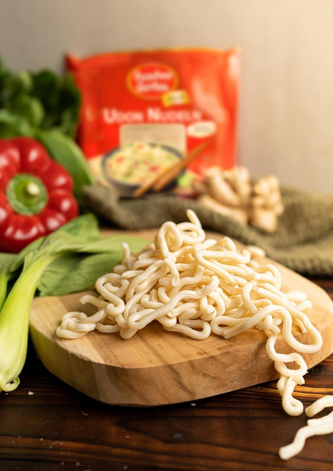 Udonnudlar från Bamboo Garden, förkokta, 300g