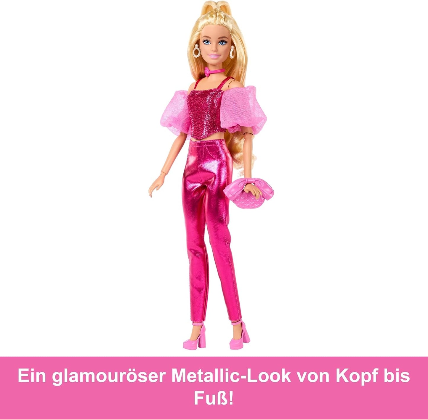 Barbie Deluxe Style #5 docka i en metallisk rosa blond outfit med en gnistrande överdel och gnistrande byxor, med tillbehör inklusive ett rosa halsband och en handväska, JFP40