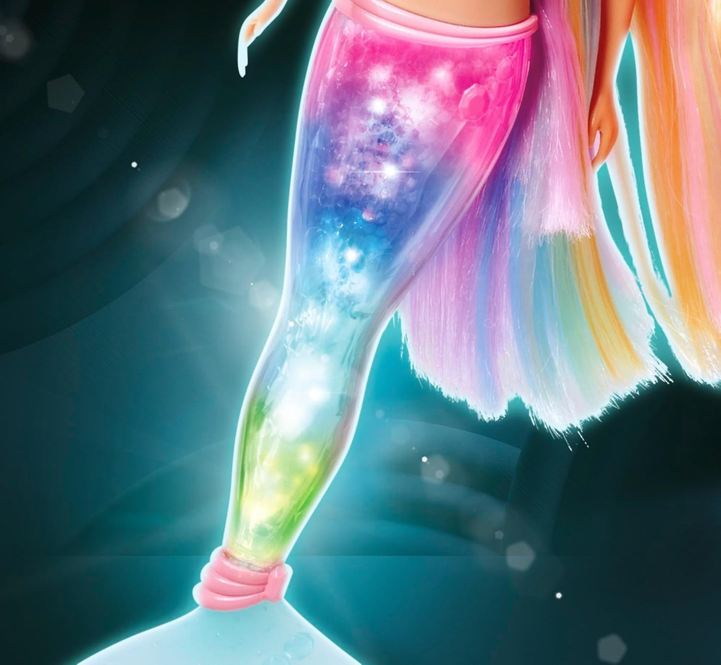 Steffi Love Magic Rainbow Mermaid, sjöjungfrudocka med Magic Rainbow Light-funktion och extra långt hår, 39 cm, åldrar 3+