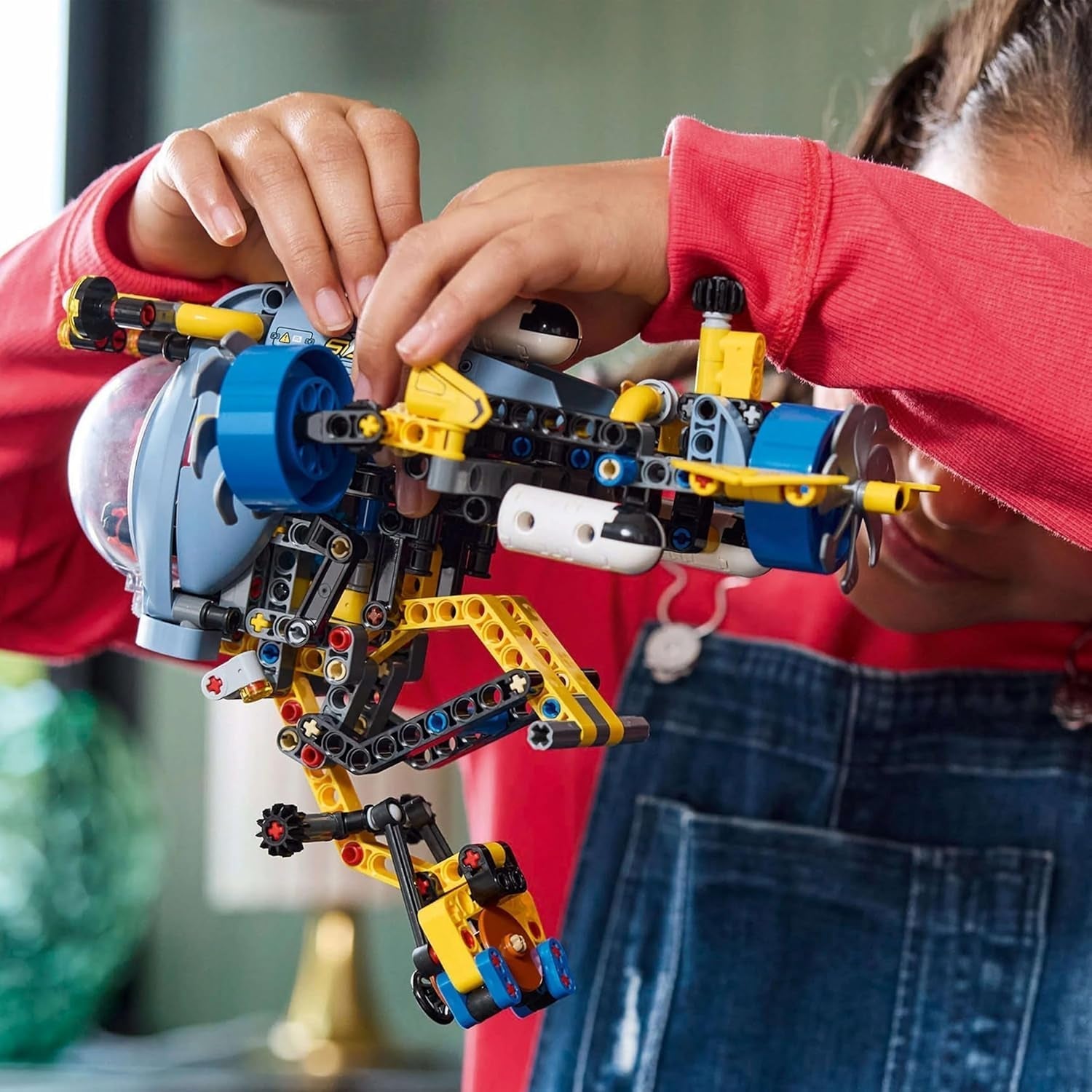 LEGO Technic Deep Sea Explorer Ubåtsbyggande leksak för barn 9 år gamla pojkar och flickor Kreativa födelsedagspresentidéer Byggbart fordon med roterande propellrar 42201 Byggset Besuche den LEGO-Store