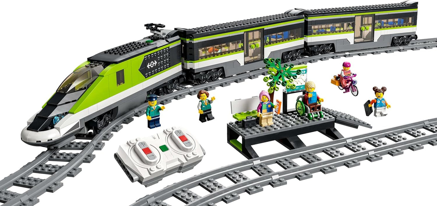 LEGO City Passenger Express Train, fjärrstyrt tågset, järnvägsleksak med strålkastare, 2 vagnar och 24 spårelement, present till barn, pojkar och flickor 60337 Byggset Besuche den LEGO-Store