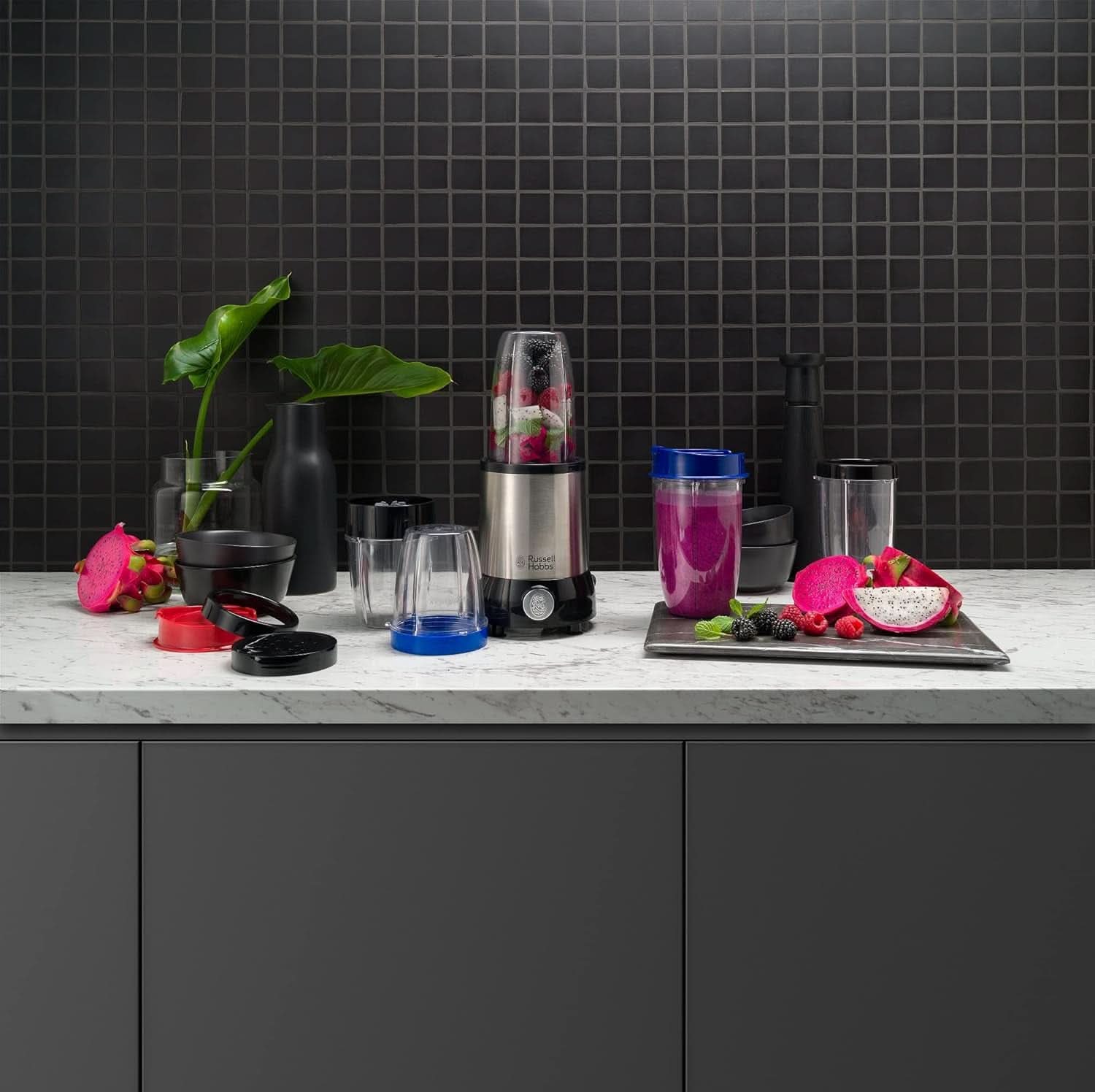 Russell Hobbs Mixer [Multifunktions- Standmixer] Nutriboost (inkl. 5 Bpa-Freie Und Spülmaschinengeeignete Behälter + Deckel, 22 000 U/Min, 0,9 Ps-Motor) Elektrisk, Smoothie-Maker 23180-56 Kitchen Naty Shop