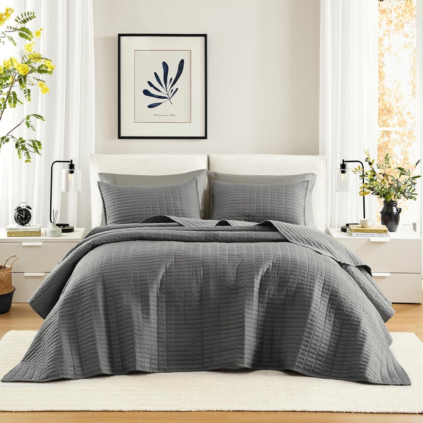 Comfort Spaces Kienna Quilt Set Luxury Double Stitch Sommarfilt Lättvikt Mjuk Helårssängkläder Matchande örngott Vit filt för king size-sängar (264,2 X 228,6 Cm) Naty Shop Täcken & täcken Mörkgrå Överdimensionerad king size-sängöverkast(120"X118")