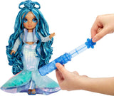 Rainbow High Winter Wonderland - Skyler (blå) - 28 cm Hidden Magic Water Accumulating Snow Fashion Docka med Snowman Set, lämplig för 4-12 år gamla barn och samlare Naty Shop Dolls
