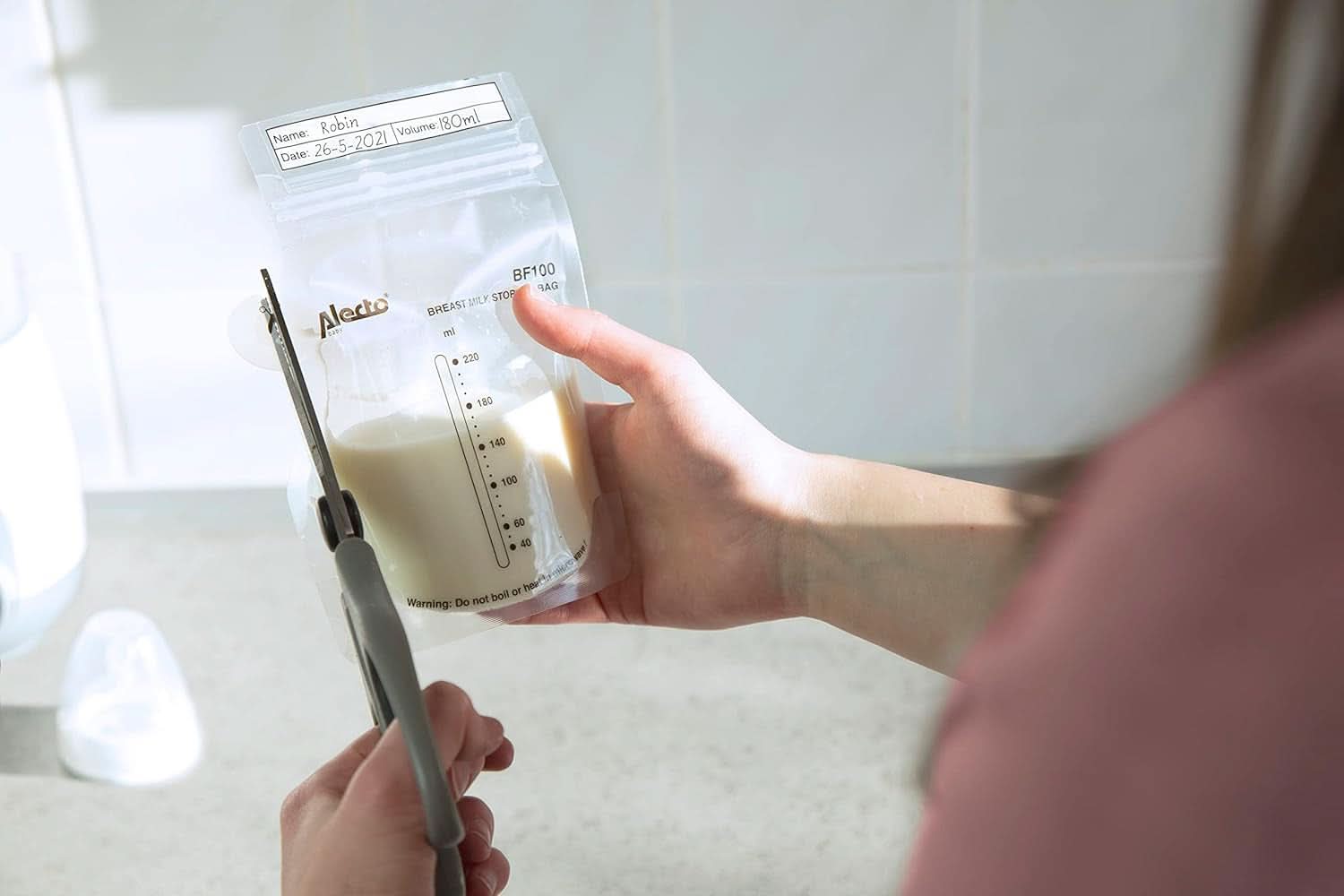 BF100 Förvaringspåse för bröstmjölk - Påse för bröstmjölk - kapacitet 220 Ml - 100 stycken - Transparent mat och amningstillbehör Bebe Naty Shop