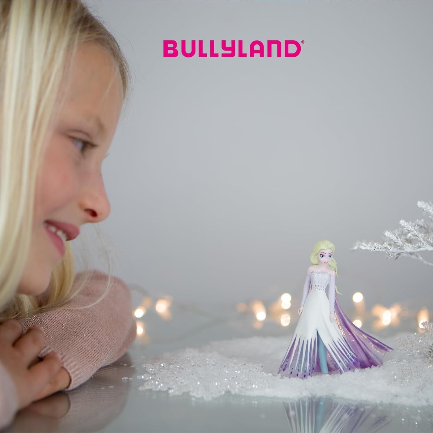 Bullyland 12961 - Elsa från Arendelle figurin från filmen Frozen av Walt Disney, ca. 10.1 cm, highly detailed, ideal as a small gift for children aged 3 and up