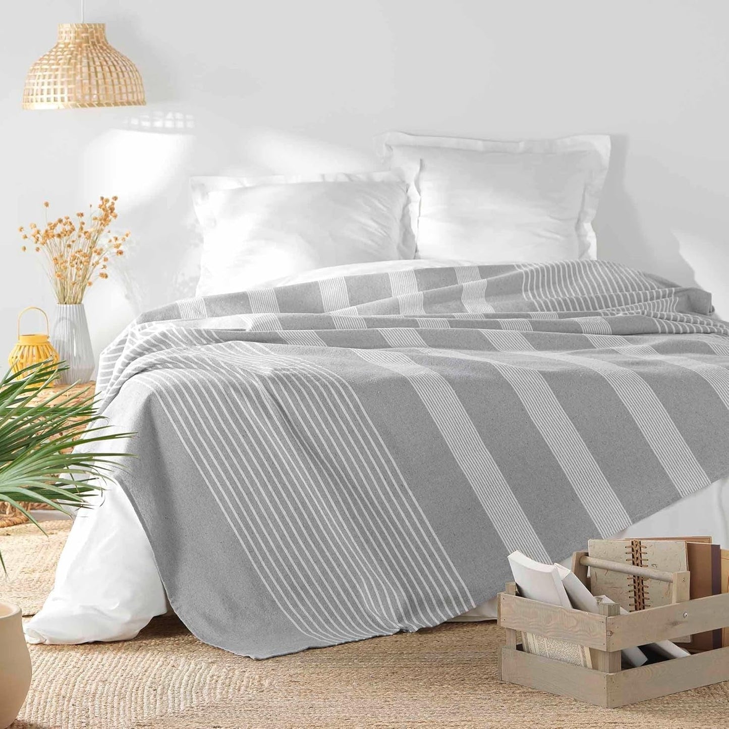 Douceur D'Intérieur, Överkast (220 X 240 Cm), Grå, Bomull & Polyester Douceur d'Intérieur Sängar och filtar