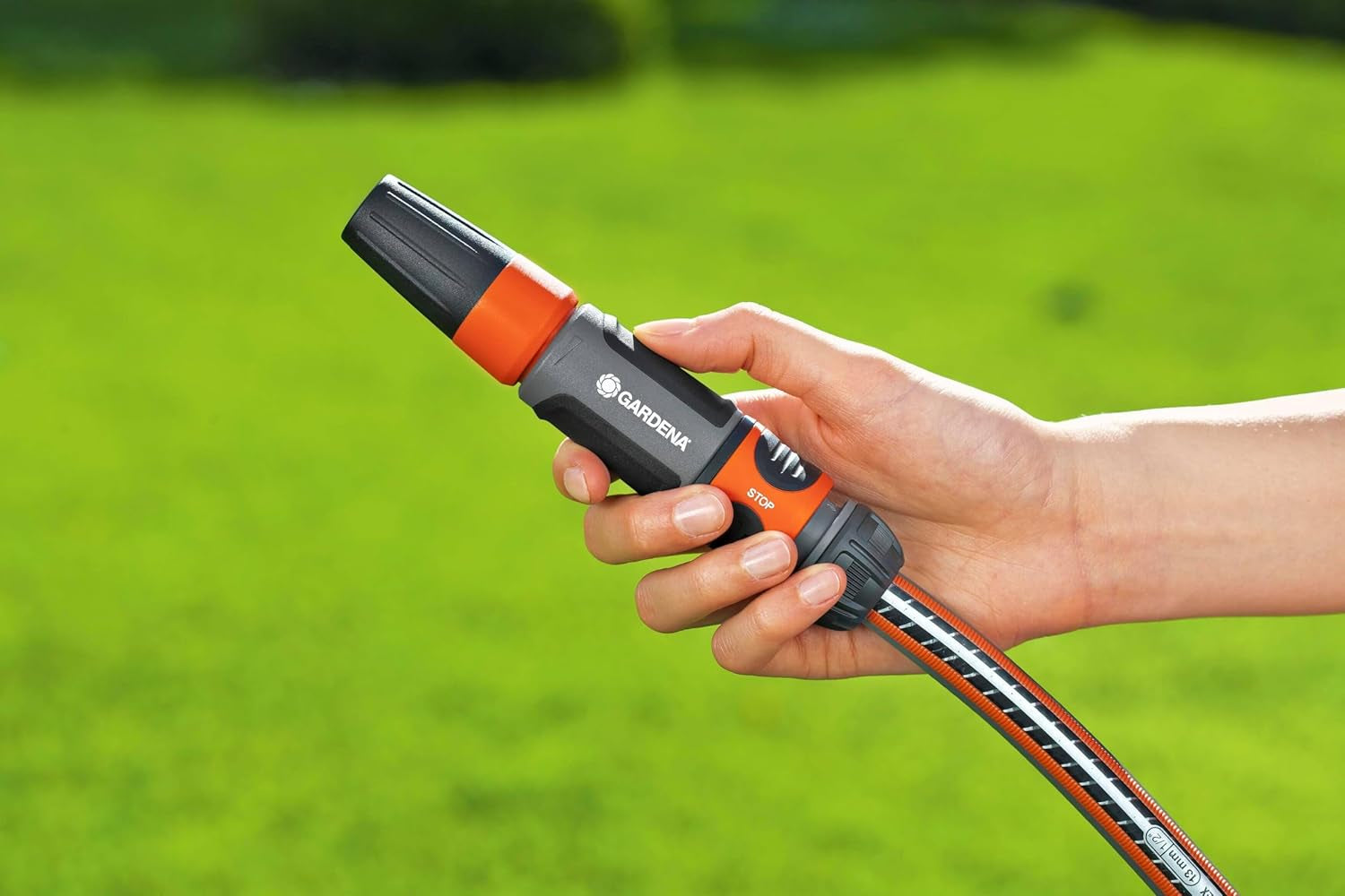 Gardena sprayset för 13 mm (1/2 tum) och 15 mm (5/8 tum) slangar: Rengöringssprayset med Aquastop för snabbt byte av anslutning (18288-20)