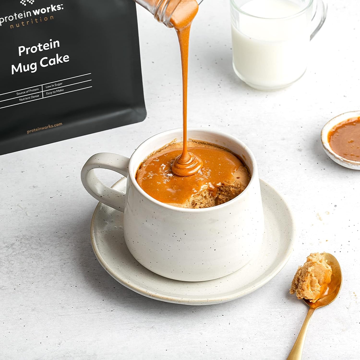 Protein Works Protein Tassenkuchen | Chokladgrädde | Dieser Köstliche Nachtisch Ist Sehr Protein- Und Ballaststoffreich| 500G Blandning för bakning och matlagning Naty Shop