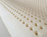 Naturlatexkudde Dubbelvågsmodell - Perforerad latexkudde Ultra andas Naturlig och hälsosam återhämtning - Högsta komfort Ergonomisk antibakteriell - 100 % tillverkad i Italien Naty Shop standardkuddar