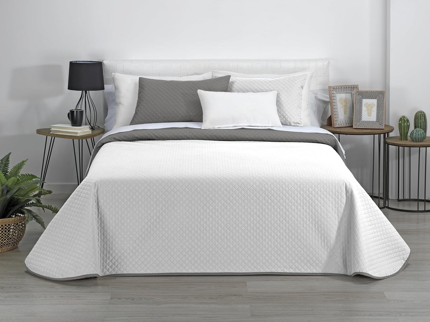 Estoralis | AVA | Vändbar Boutique Quilt | För alla årstider | Färg - Vit/Taupe | För säng 180 Cm. (270 X 270 Cm. Ancho X Alto) | Quiltat täcke Quilt och täcken Naty Shop