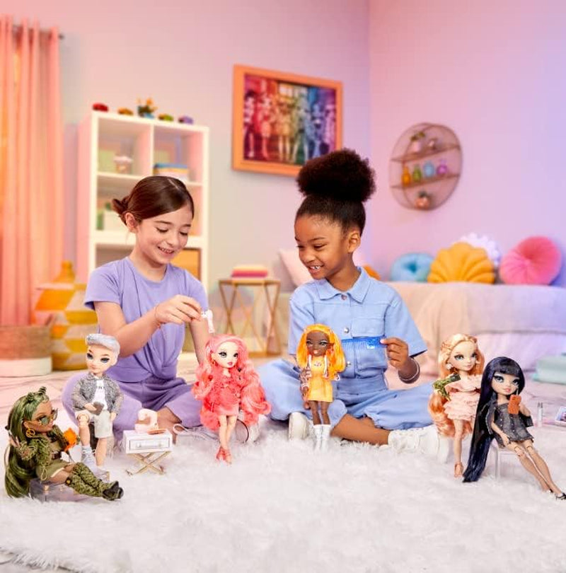 Rainbow High Fashion Doll - Aidan Russell - Purple Boy Doll - Fashionabla kläder och 10+ färgglada lektillbehör - För samlare och barn i åldrarna 4-12