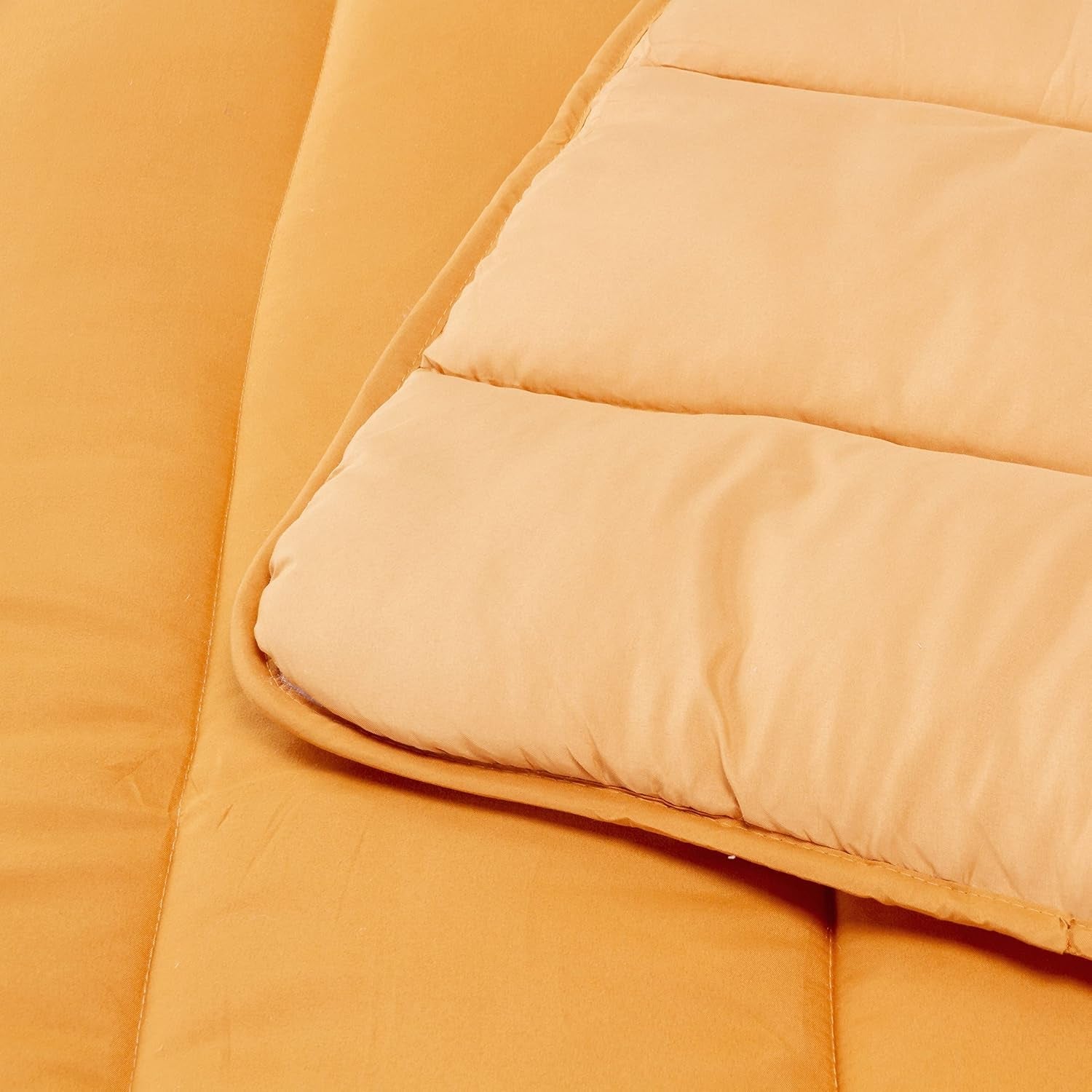 Pikolin Home - Vändbart täcke 300 G - tvåfärgad nordisk fyllning - för säng 100/105 - bekväm, varm, andas, grön, 180 X 220 cm Täcken och täcken Naty Shop