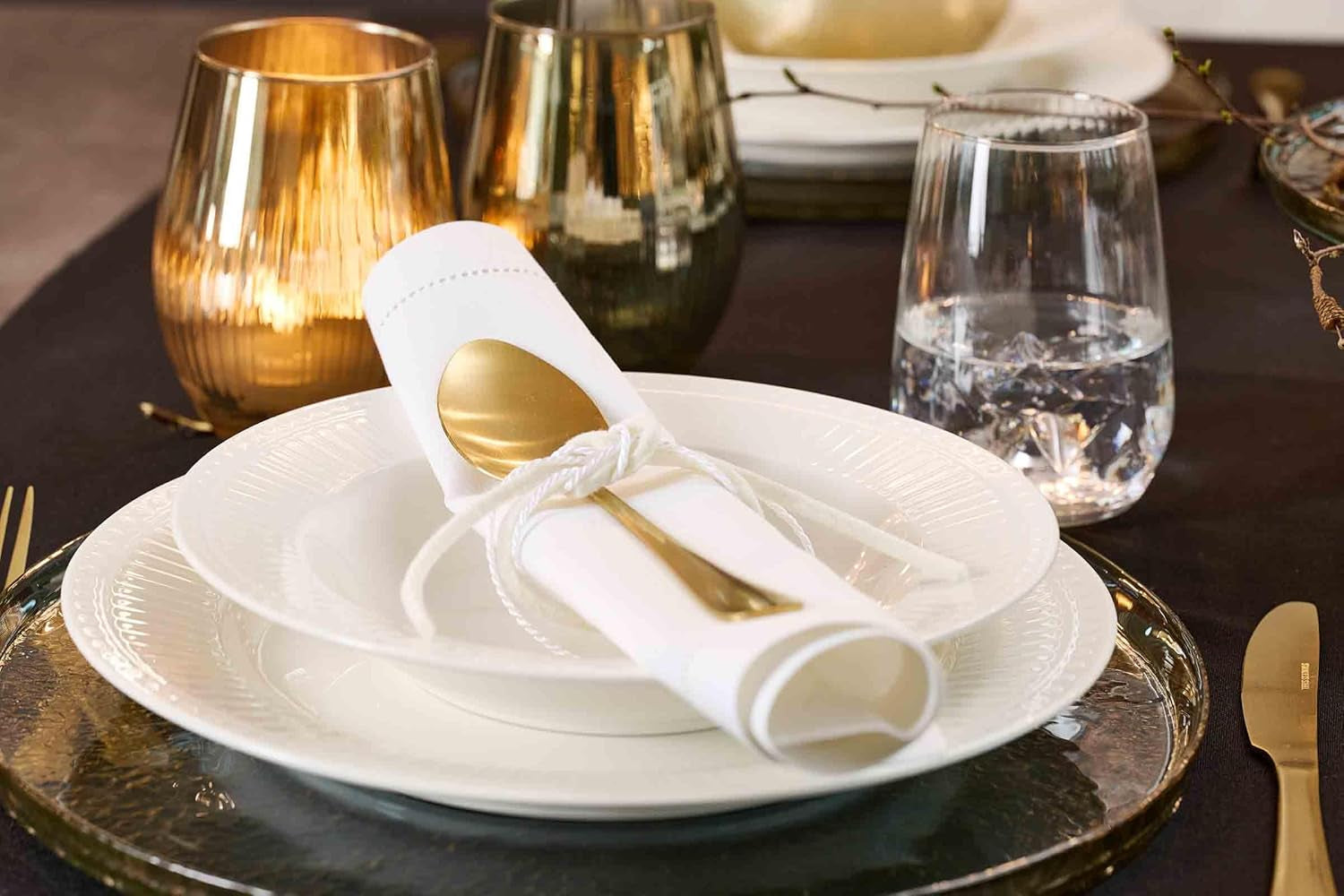 Ritzenhoff & Breker Sofia Tafelservice 12-teilig, Speiseteller (26 cm) och Suppenteller (22 cm) för 6 personer, Tafel-Set mit feinem Rillenrelief, Fine-Dining-Geschirr, Porzellan, Weiß