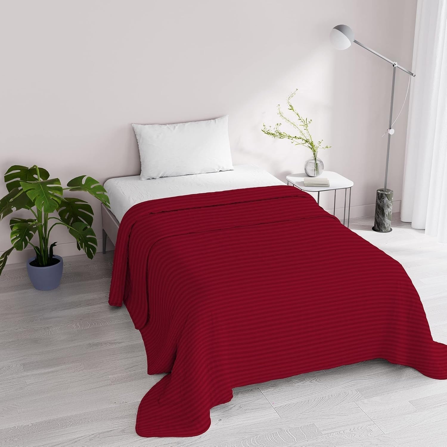 Sommartäcke Satin Stripes, polyester, kräm, 260X250 Cm Täcken och täcken Naty Shop Bordeaux 170X250 Cm