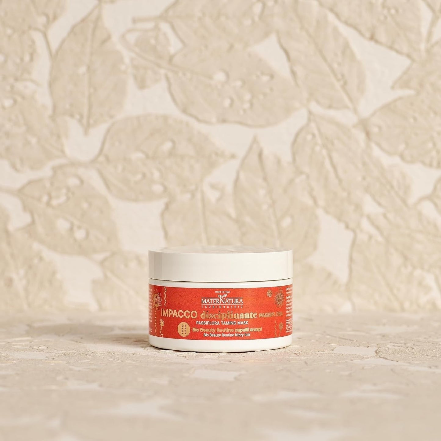 Maternatura lockigt lockigt hårmask med passionsblomma, reparation, styrka och glans för perfekta lockar, ekologisk skönhetsrutin för lockigt hår, tillverkad i Italien - 100 ml Naty Shop hårmask