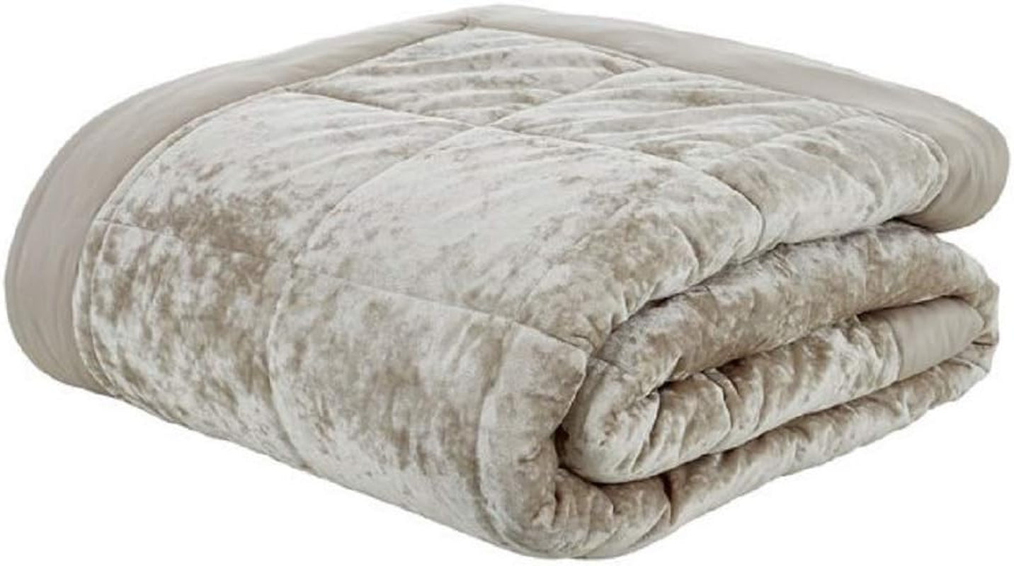 Catherine Lansfield - Crushed Velvet Faux dubbelsängöverkast - Polyester, Polyester, Silver, 53 X 23 X 53 Cm Catherine Lansfield Sängar och täcken Nature 53 X 23 X 53 cm