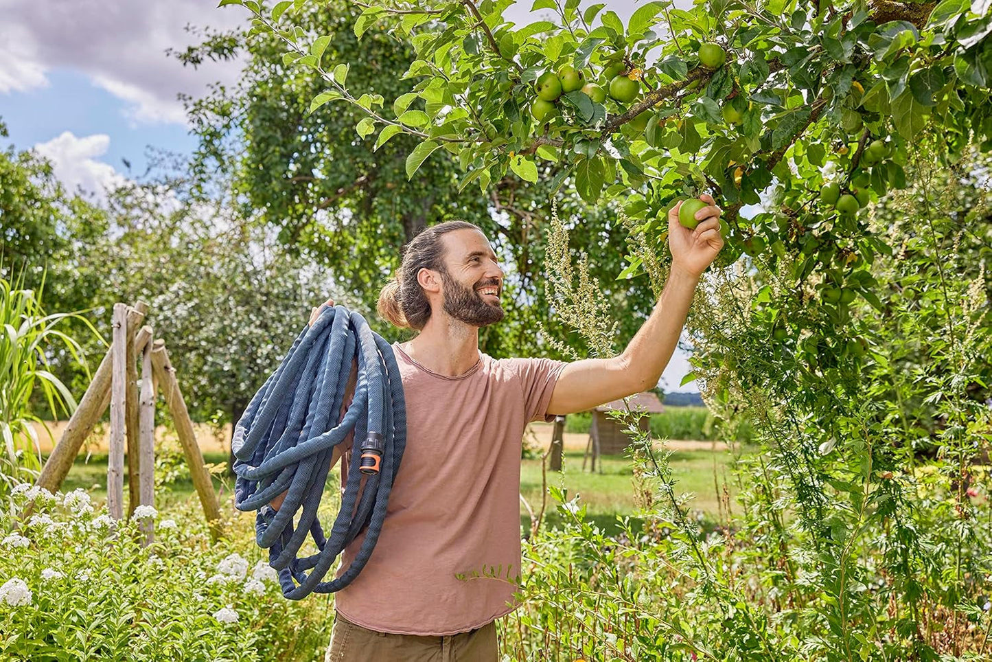 Gardena Liano Xtreme 3/4 tum 25 m set: Extremt robust trädgårdsslang i textil med lätt, väderbeständig PVC-innerslang (18482-20)