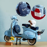 LEGO Icons Vespa 125, byggbar motorcykelmodell, vintage italiensk skoter, modellsats för vuxna, displayplagg som rumsdekoration, presenter för kvinnor och män 10298 Byggsatser Besuche den LEGO-Store