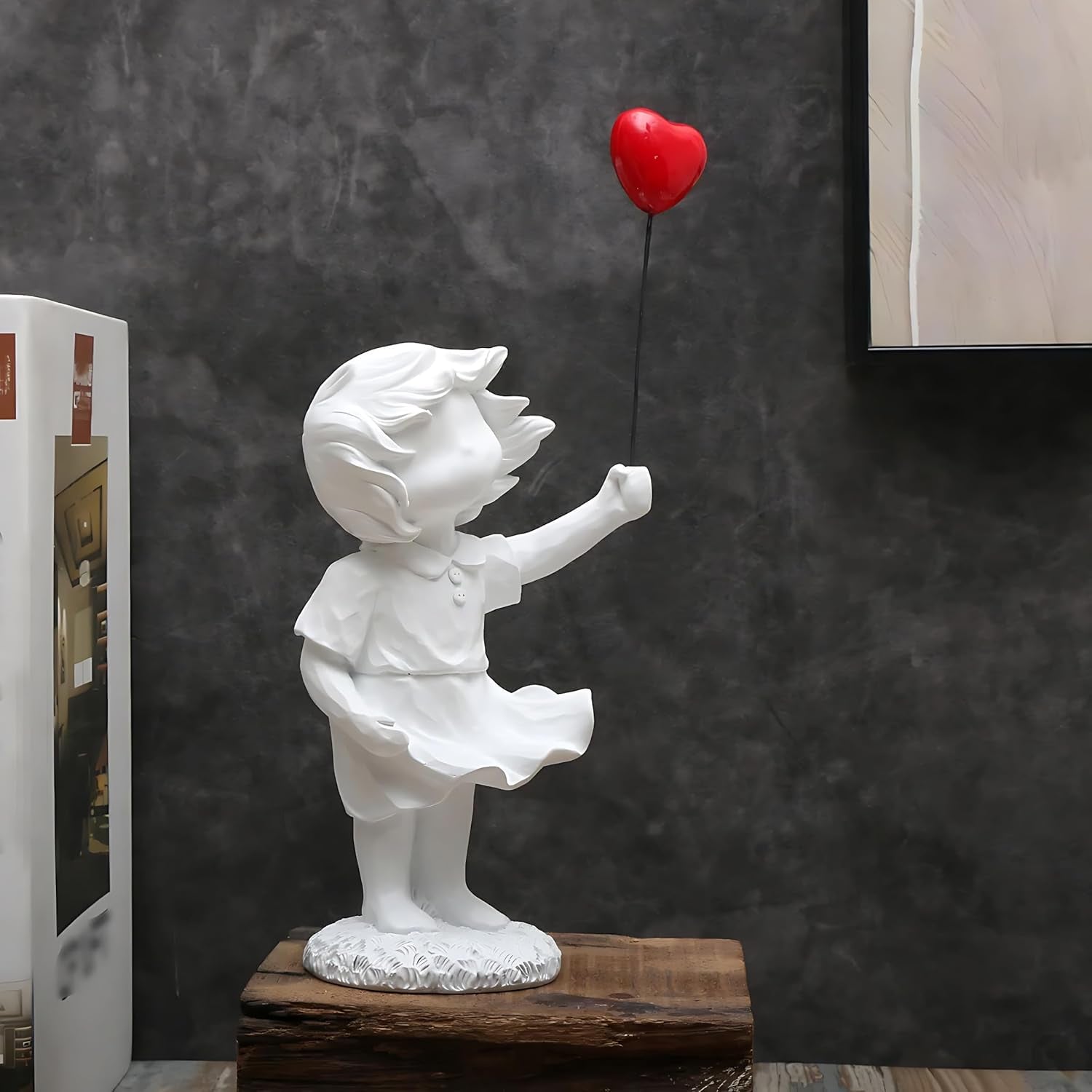 Söt ballongflicka Hartsskulptur Heminredning Staty Banksy Röd Hjärta Flicka Ballongfigur Modern konst Skulptur för bord Hylla Dekor Statyer & skulpturer Naty Shop Vit ballong
