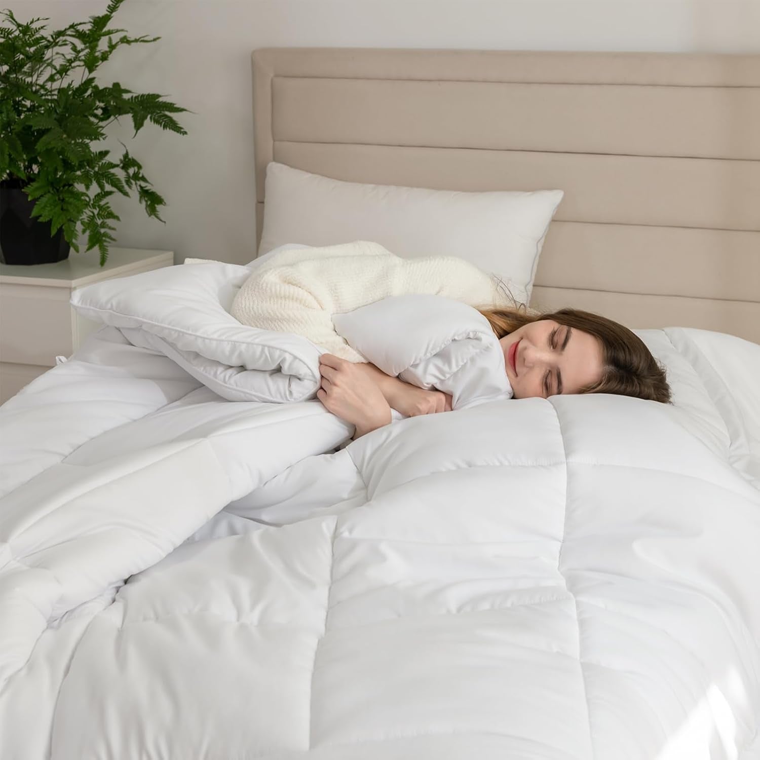 Good Nite Enkelsängsängset, 15 Tog, Vintervärme, Enkelsäng, Mjuk polyester, Hålfiber, Vita lakan med hörnlister, Maskintvättbar (Vit, 15 Tog, 130 X 150 cm) Naty Shop Quilts & Quilts