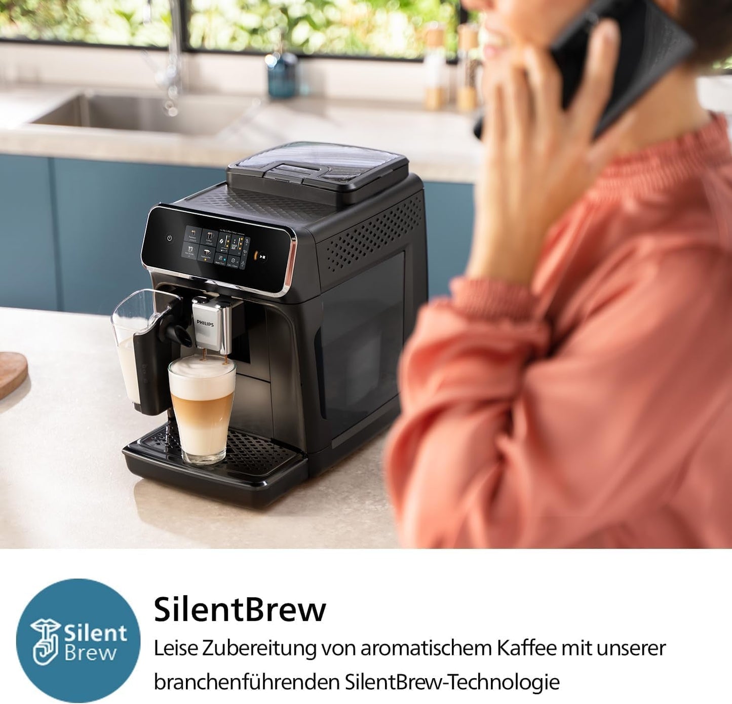 PHILIPS automatisk espressomaskin 2300-serien - 4 drycker, modern färgpekskärm, LatteGo mjölkberedningssystem, SilentBrew, 100% keramisk kvarn, AquaClean-filter. Mattsvart (EP2330/10)