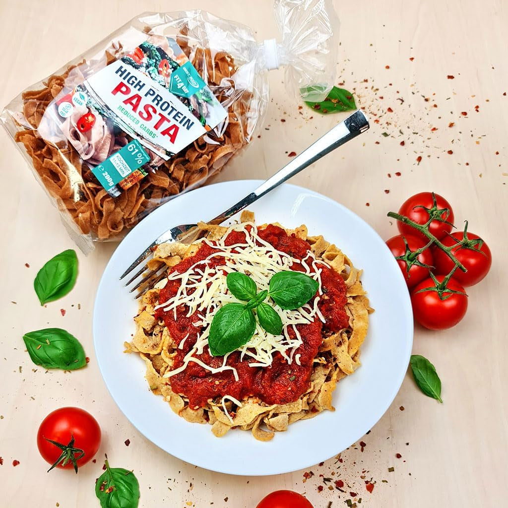 Best Body Nutrition Protein Pasta 6 x 200 g - Fit4Day High Protein Tagliatelle - 61% Protein, Low Carb, Vegan & Laktosfri, Sojafri - Högkvalitativt ärtprotein - För lågkolhydratdieter