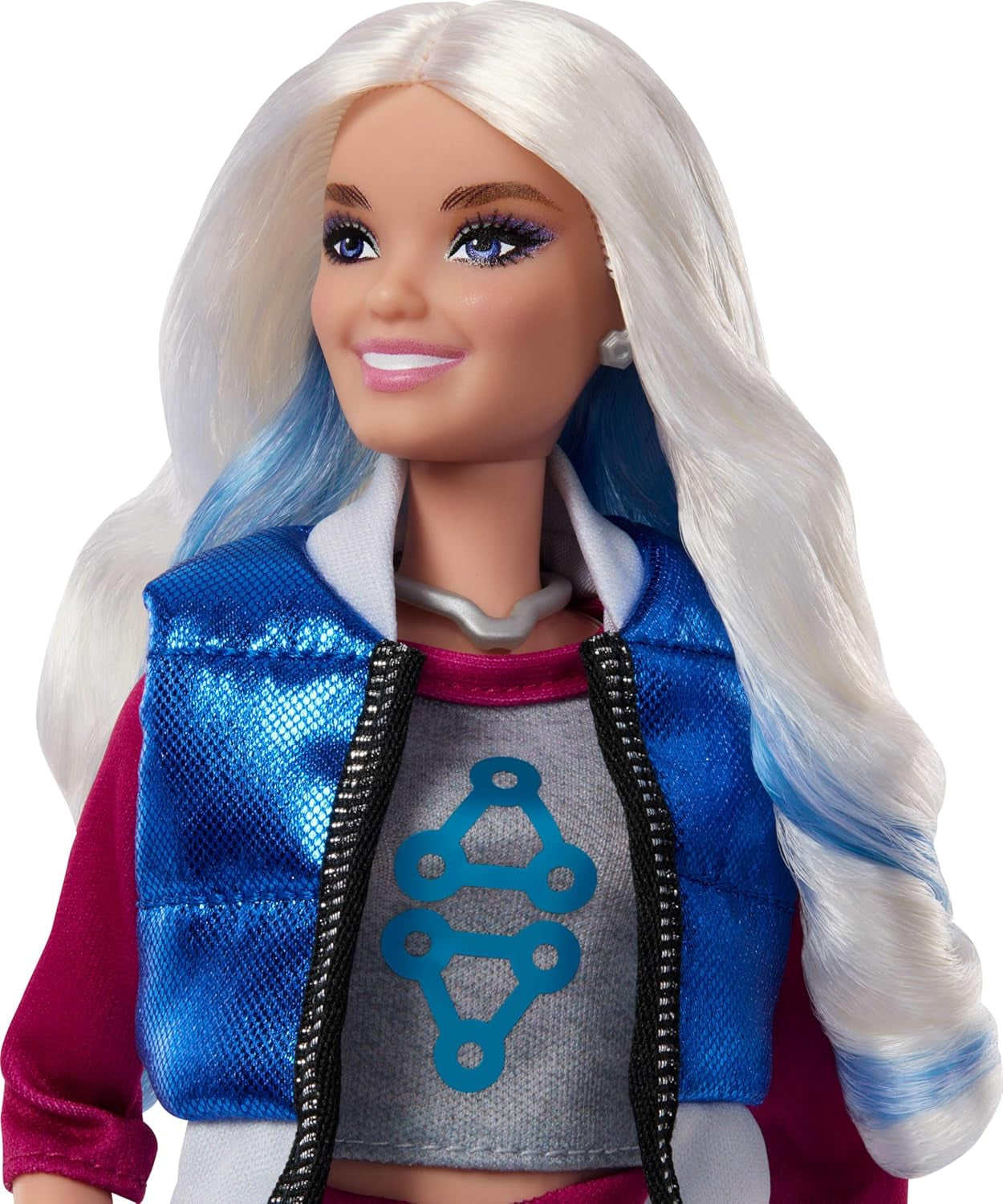 Mattel Disney Zombies 4: Dawn of the Vampires Addison Wells modedocka med avtagbar outfit och 6 filminspirerade tillbehör, JFG32