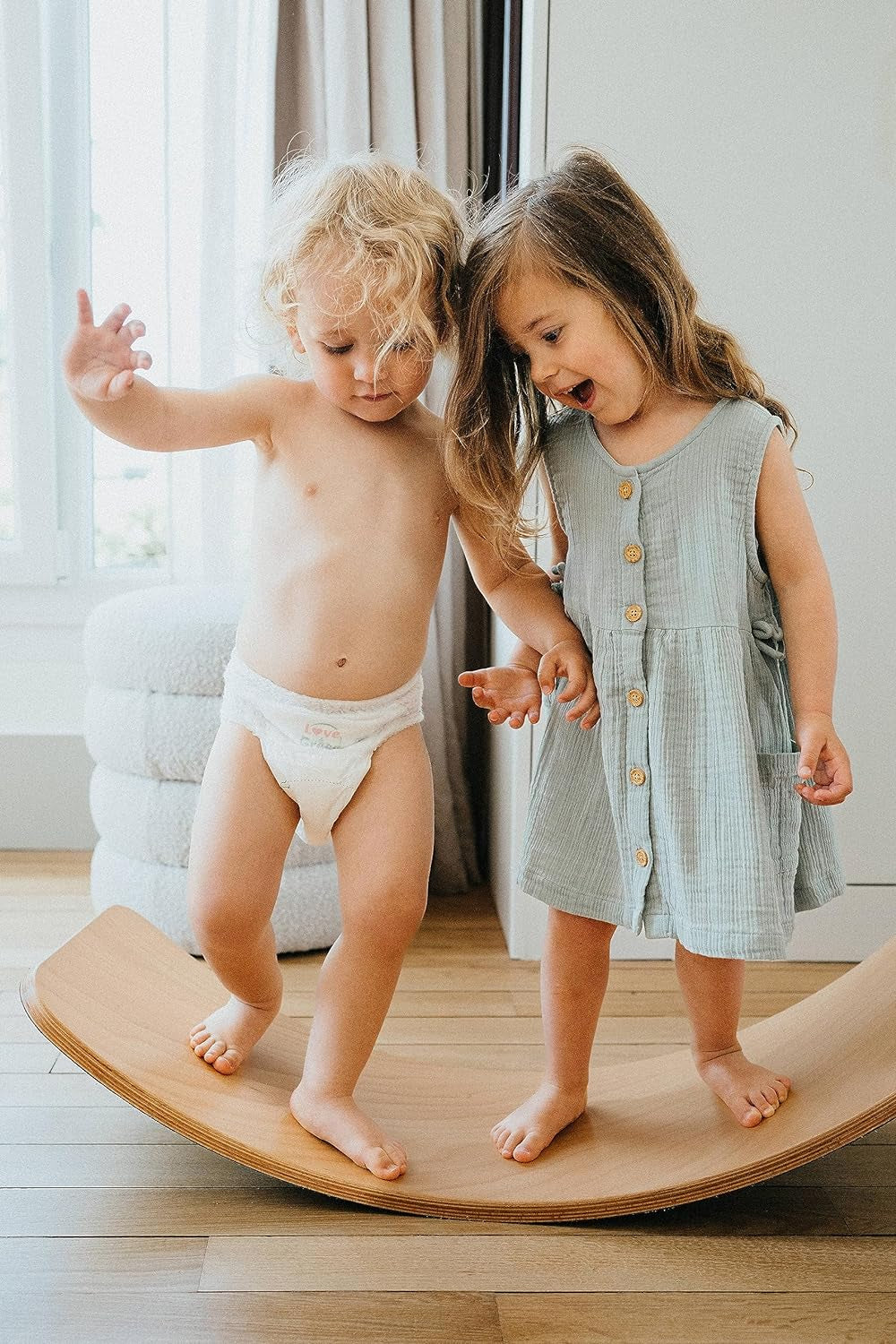 - Gesunde und ekologischen Diadeln Größe 6 (+16 kg), 1-Monatspackung (72 Pants) — saugfähig, auslaufsicher und frei von unerwünschten Inhaltsstoffen (Förpackningen kan variera)