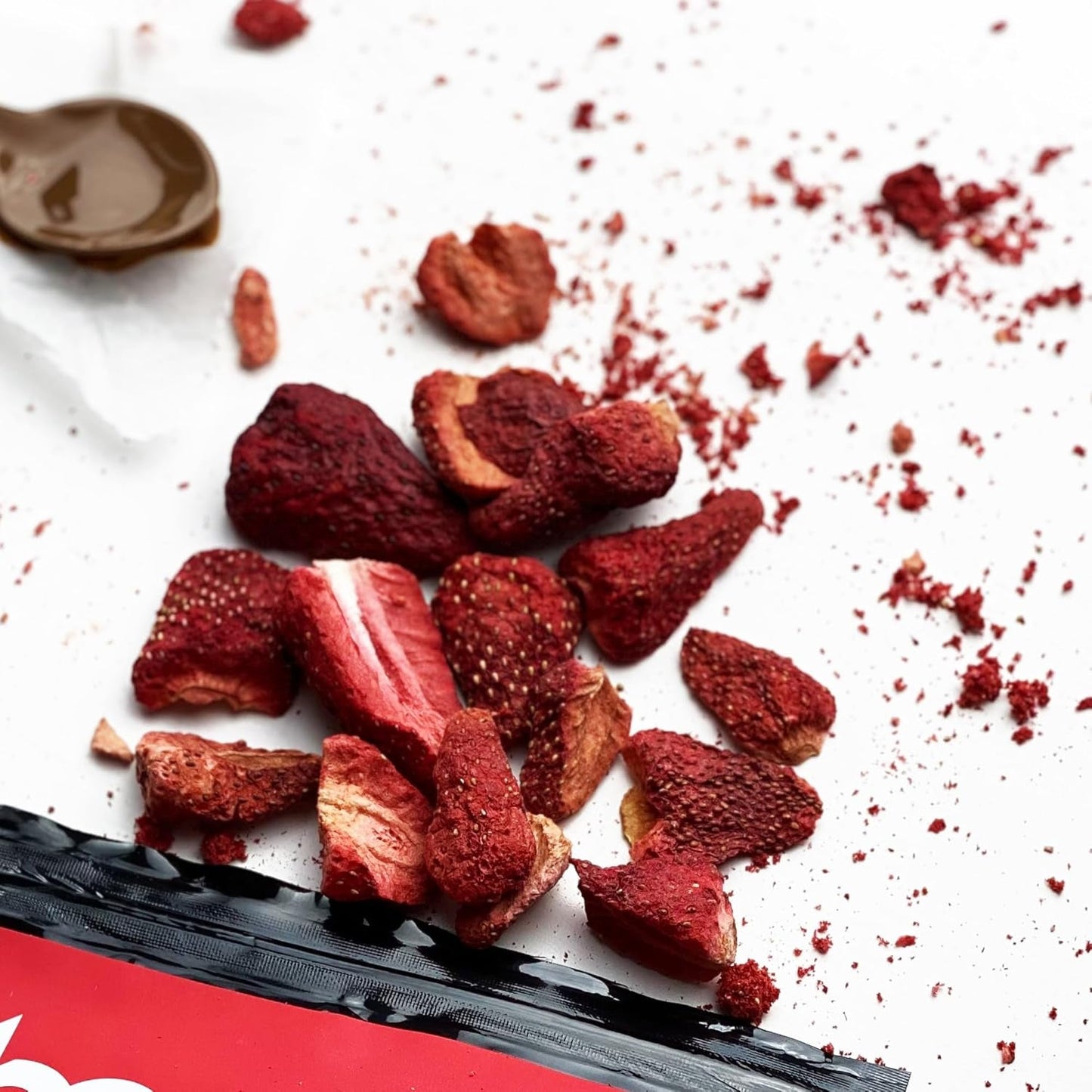 Frystorkad frukt BAM, 40 gram, naturlig frukt, perfekta desserter, rik smak (jordgubb) Torkade produkter Naty Shop