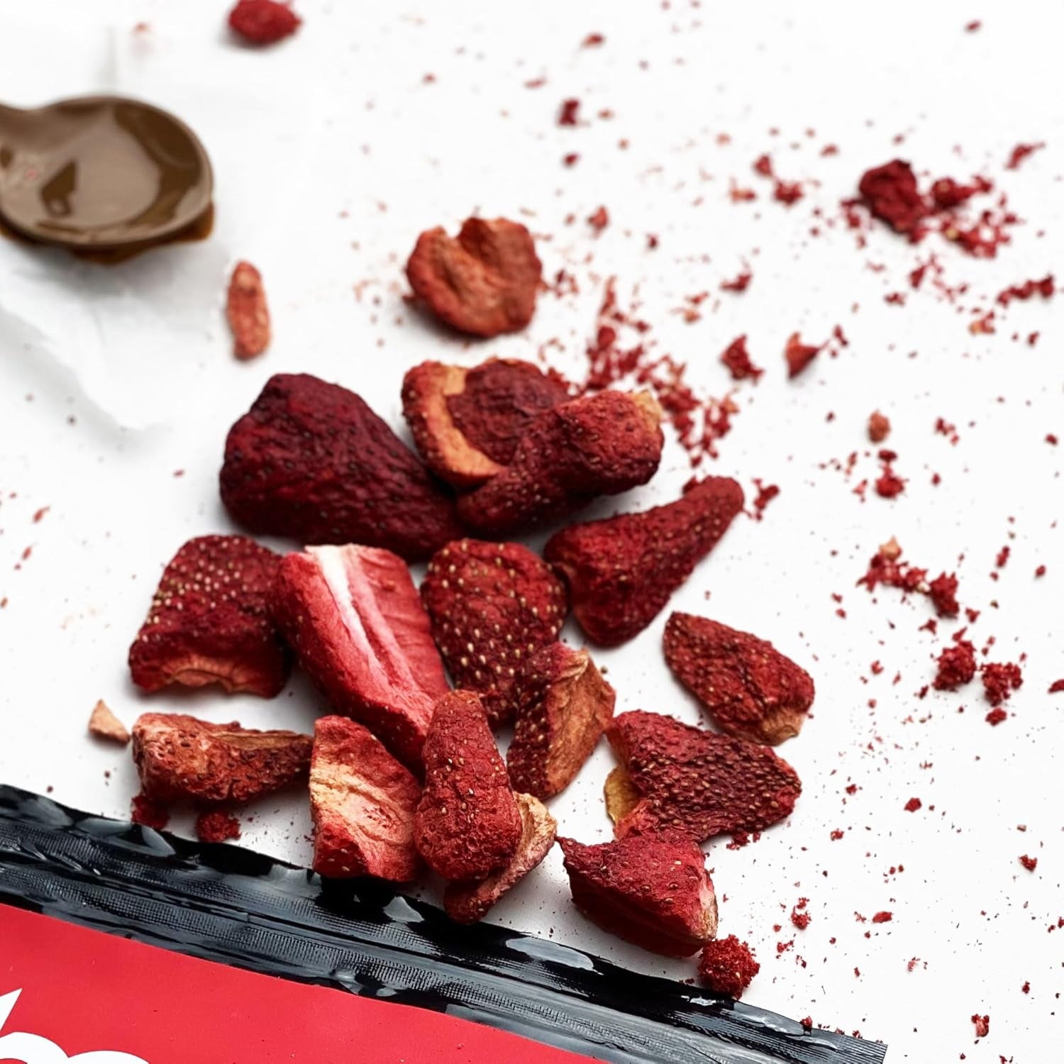 Frystorkad frukt BAM, 40 gram, naturlig frukt, perfekta desserter, rik smak (jordgubb) Torkade produkter Naty Shop