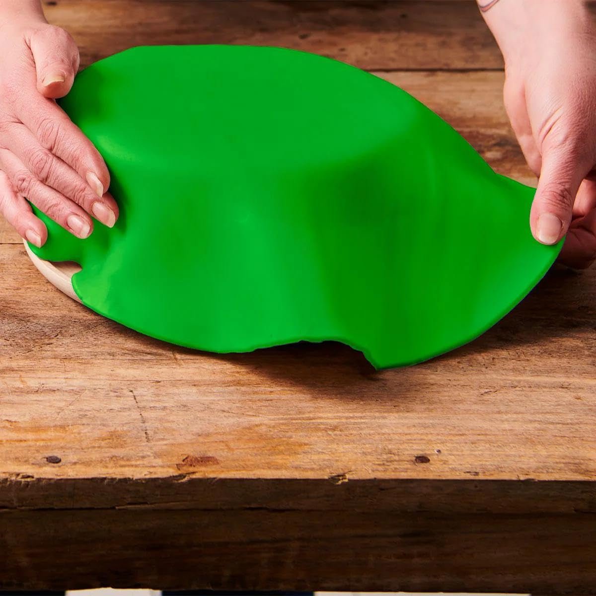 FunCakes Spring Greens Rolled Fondant Disc: läcker vaniljsmak, redan rullad, lätt att använda, perfekt för att dekorera tårtor, 430 g Naty Shop Sugarpaste
