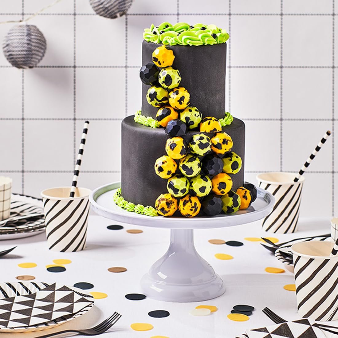 FunCakes Raven Black Rolled Fondant: Lätt att använda, smidig, flexibel, mjuk och följsam, perfekt för tårtdekorering, halal, kosher och glutenfri. 1 kg (förpackning med 2) Naty Shop sockerpasta