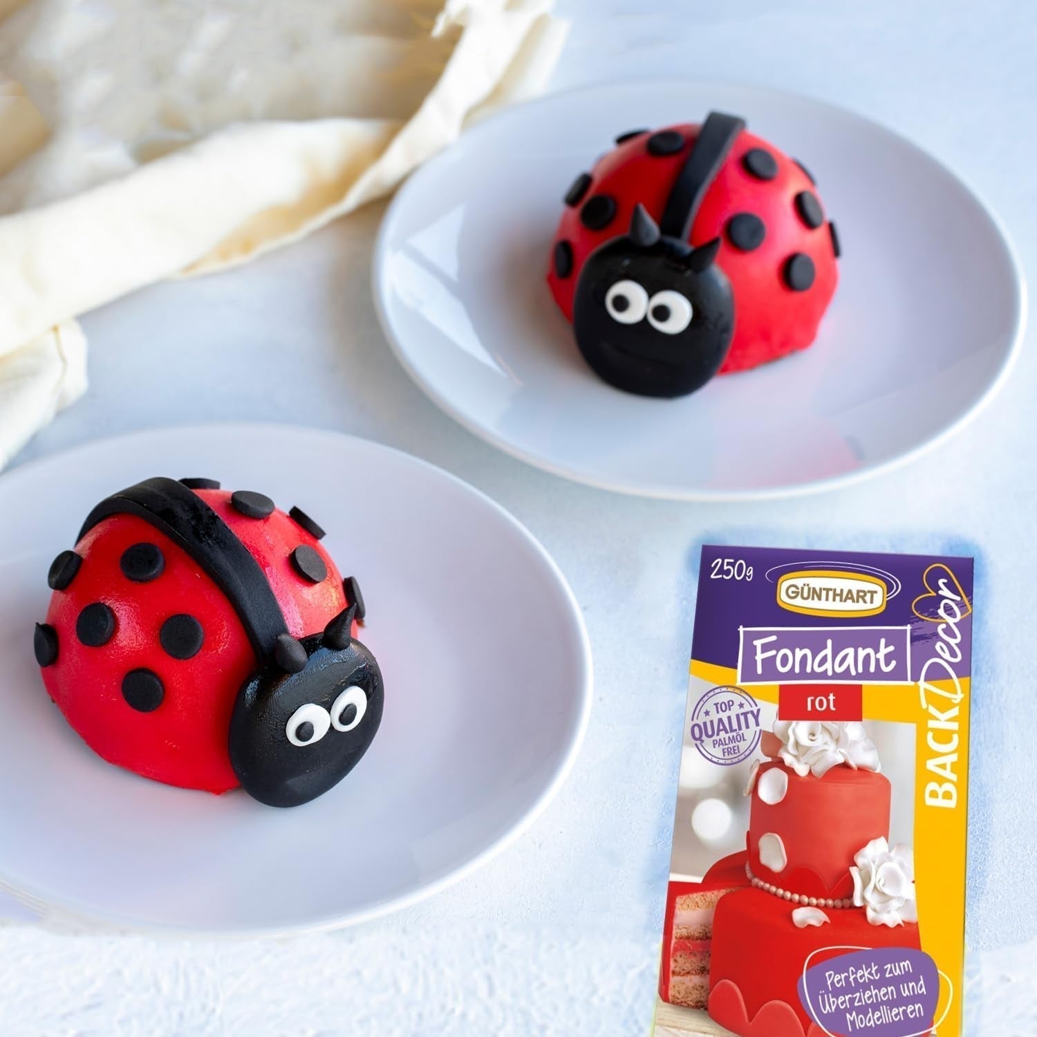Günthart BackDecor 250 g röd fondant, palmoljefri, rivsäker för att täcka kakor och bakverk, lämplig för modellering, 2-pack (1 x 250 g) Sugarpaste Naty Shop