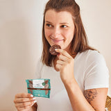 MABYEN Energikulor Dadel Ekologisk 20 st. | Dadelbollar - Hälsosamma sockerfria mellanmål för graviditet och amning - Proteinbar med torkad frukt - Kakaosmak Uttorkade produkter Naty Shop