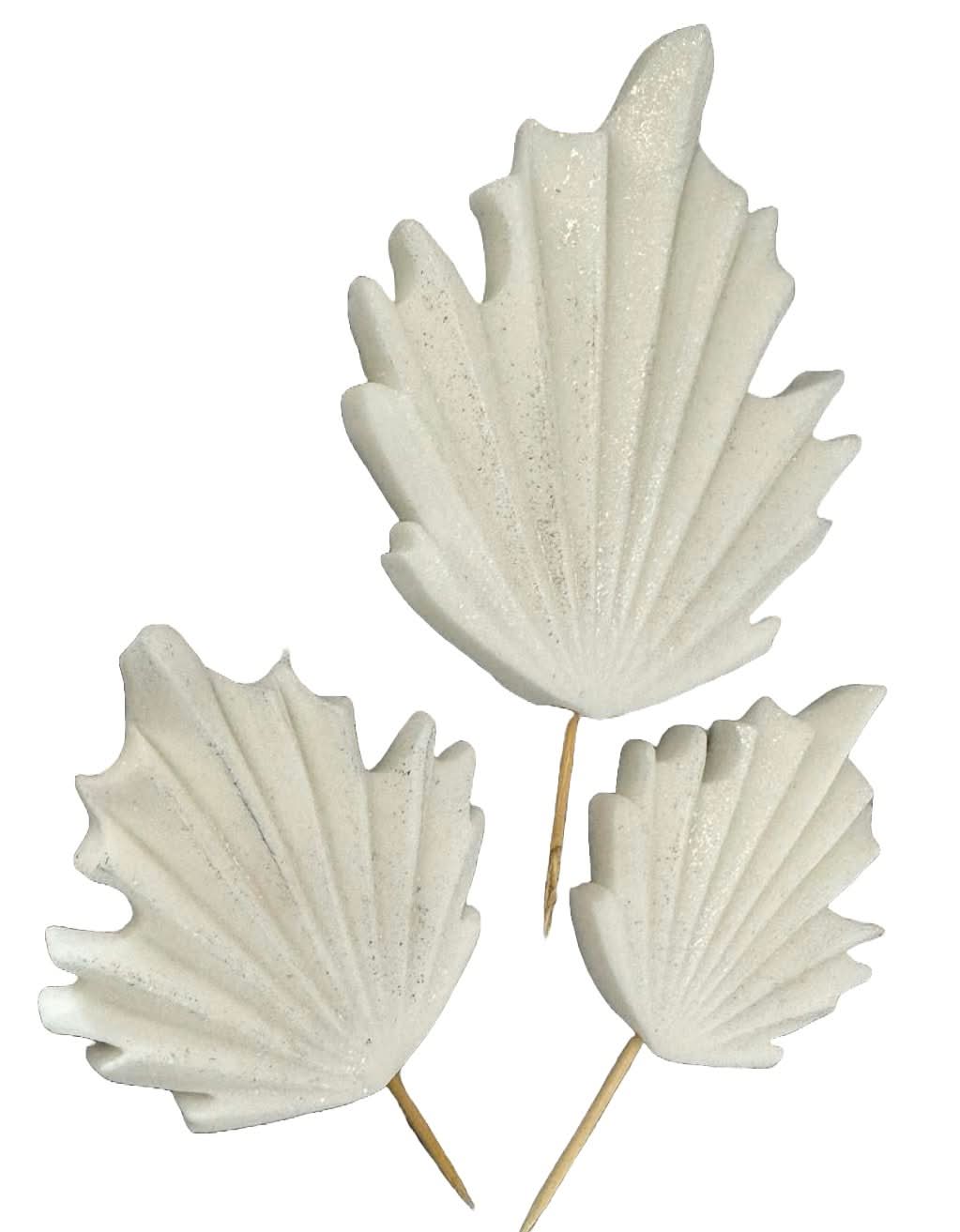 Set med 3 ätliga sockerdekorationer, vita exotiska blad Dekorationer från Sugar Paste Nati Shop