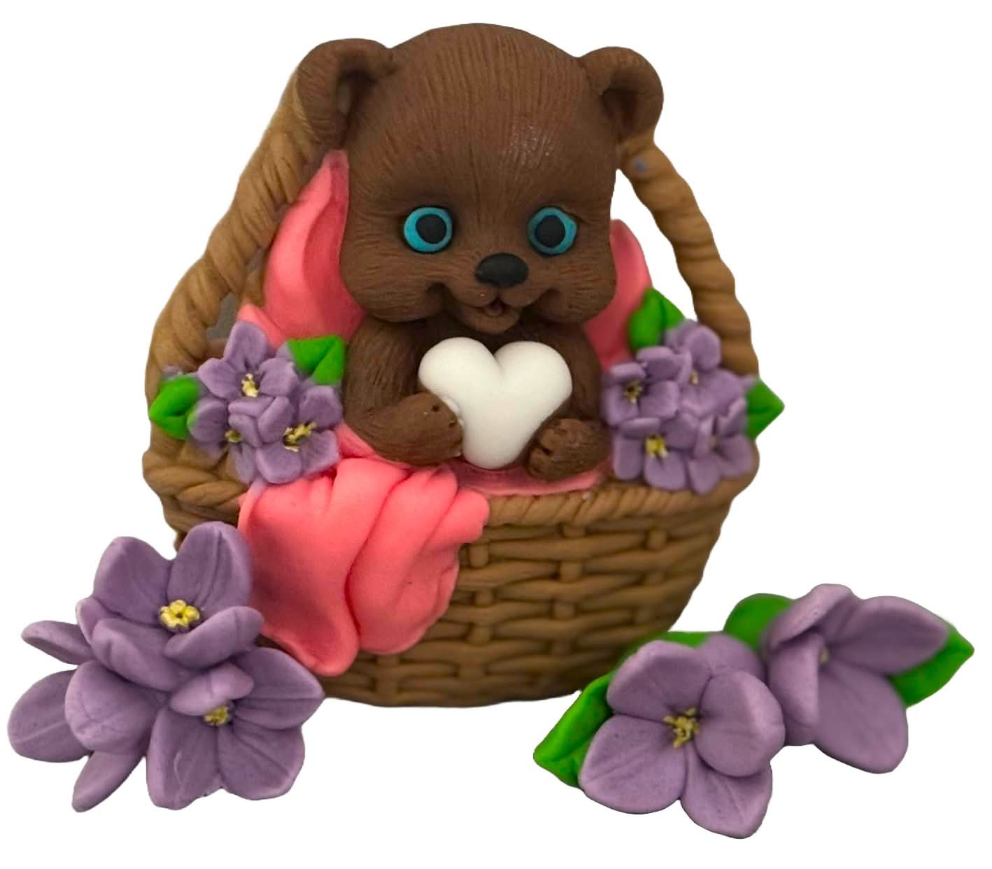 Set med 4 ätliga sockerdekorationer, nalle i korg Dekorationer från Sugar Paste Nati Shop