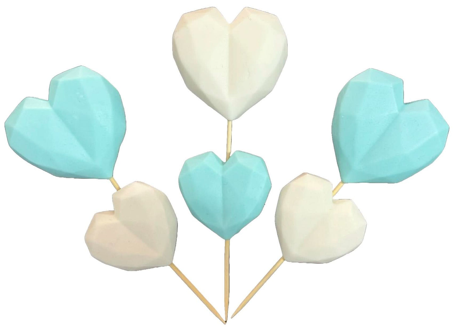 Set med 6 ätliga sockerdekorationer, Blå och vita hjärtan Dekorationer från Sugar Paste Nati Shop