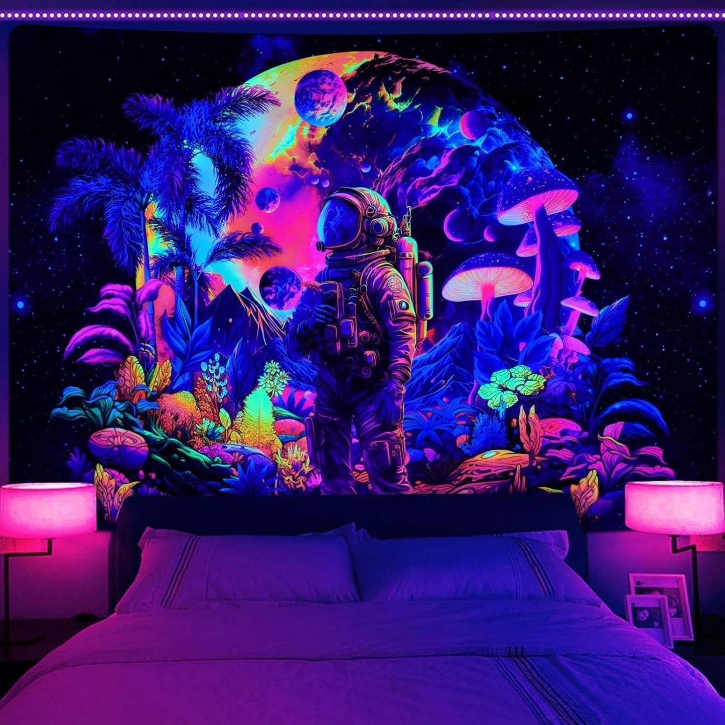 Gobeläng alishomtll svart ljus astronaut svamp fluorescerande botaniska Hem - Tillbehör och dekorationer Naty Shop Multi 210L X 150B Cm