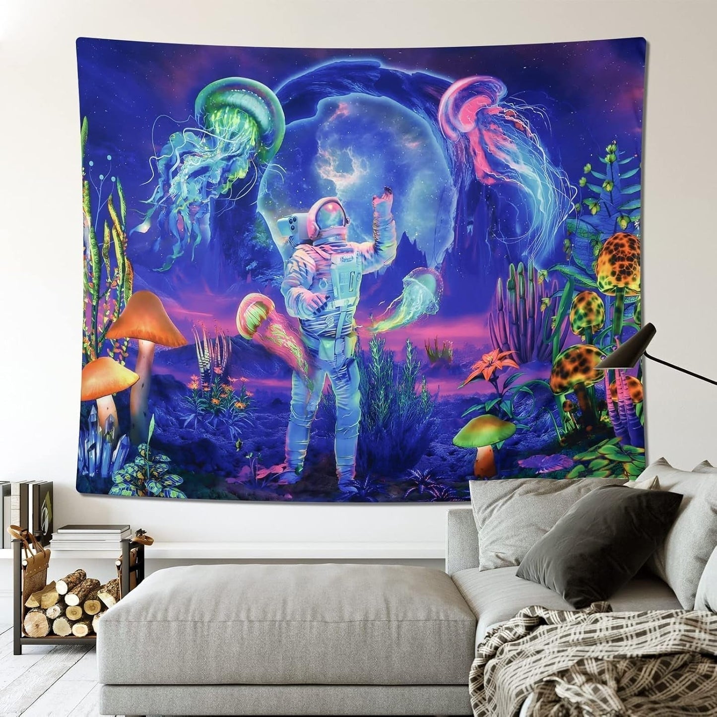Gobeläng betylfoy svart ljus astronaut reaktiva växter maneter Hem - Tillbehör och dekorationer Naty Shop